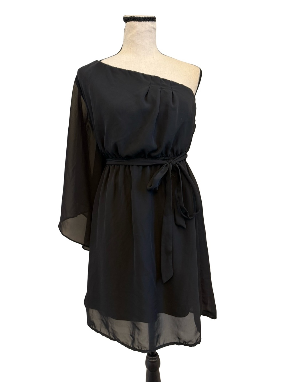 AUW Black One Shoulder Chiffon Dress Medium Asymmetrical Sleeve Tie Waist